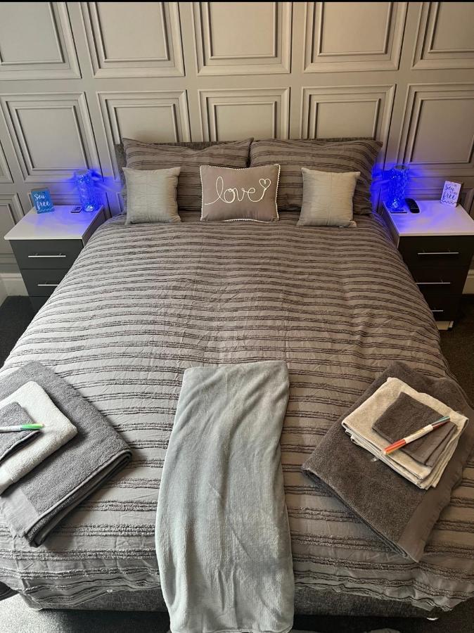 Sea View Lavish Apartment Sky Tv Whirlpool Bath Huge Balcony Newly Refurbished Bridlington Ngoại thất bức ảnh